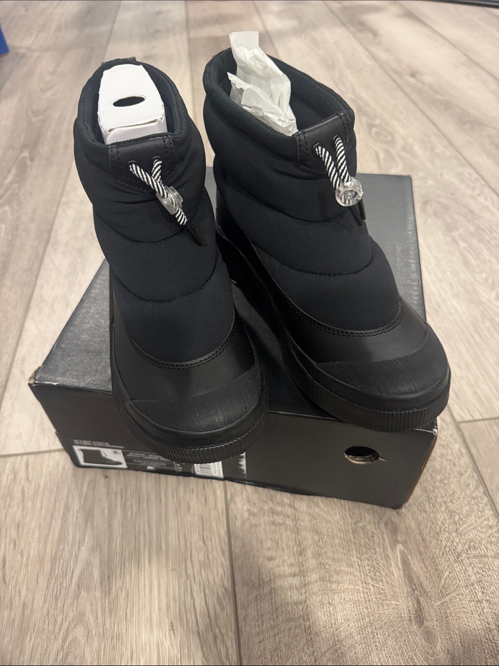 Sorel Women's Black Winter Pull-On Booties impermeable size 8